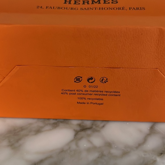 Hermes Shopping Bag - Picture 6 of 9